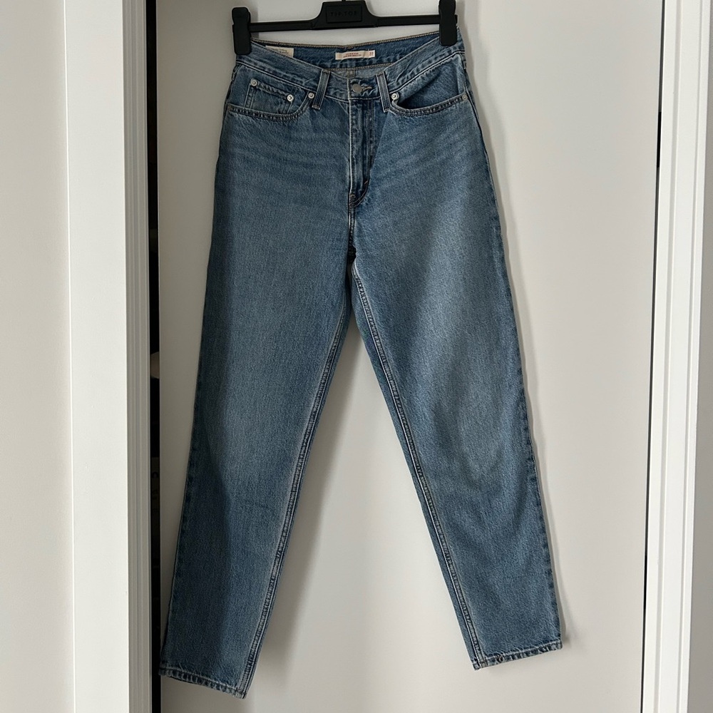 Levi’s 80’s Mom Jeans